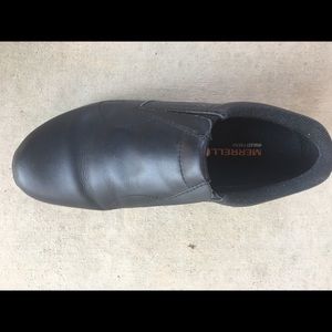 Men’s casual leather loafers